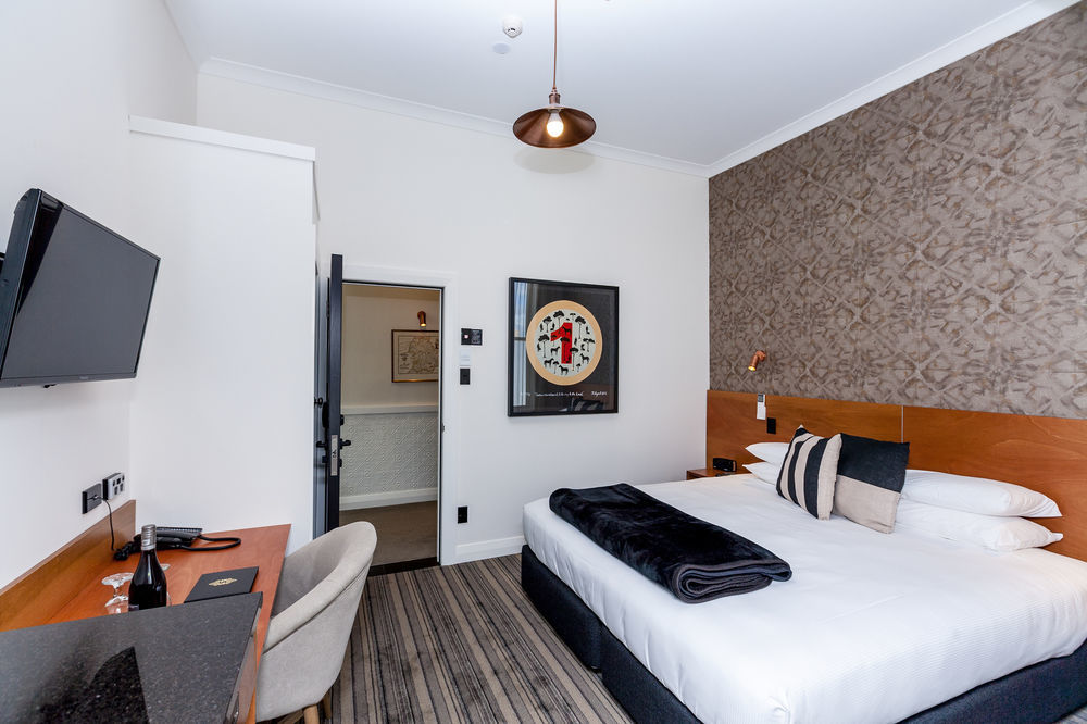 The State Hotel New Plymouth Extérieur photo