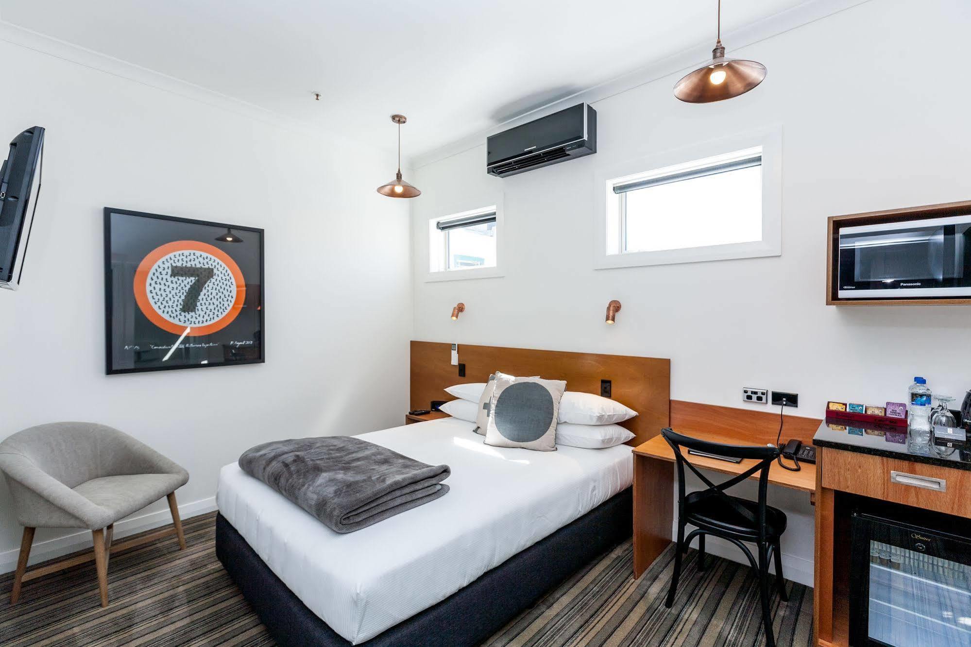 The State Hotel New Plymouth Extérieur photo